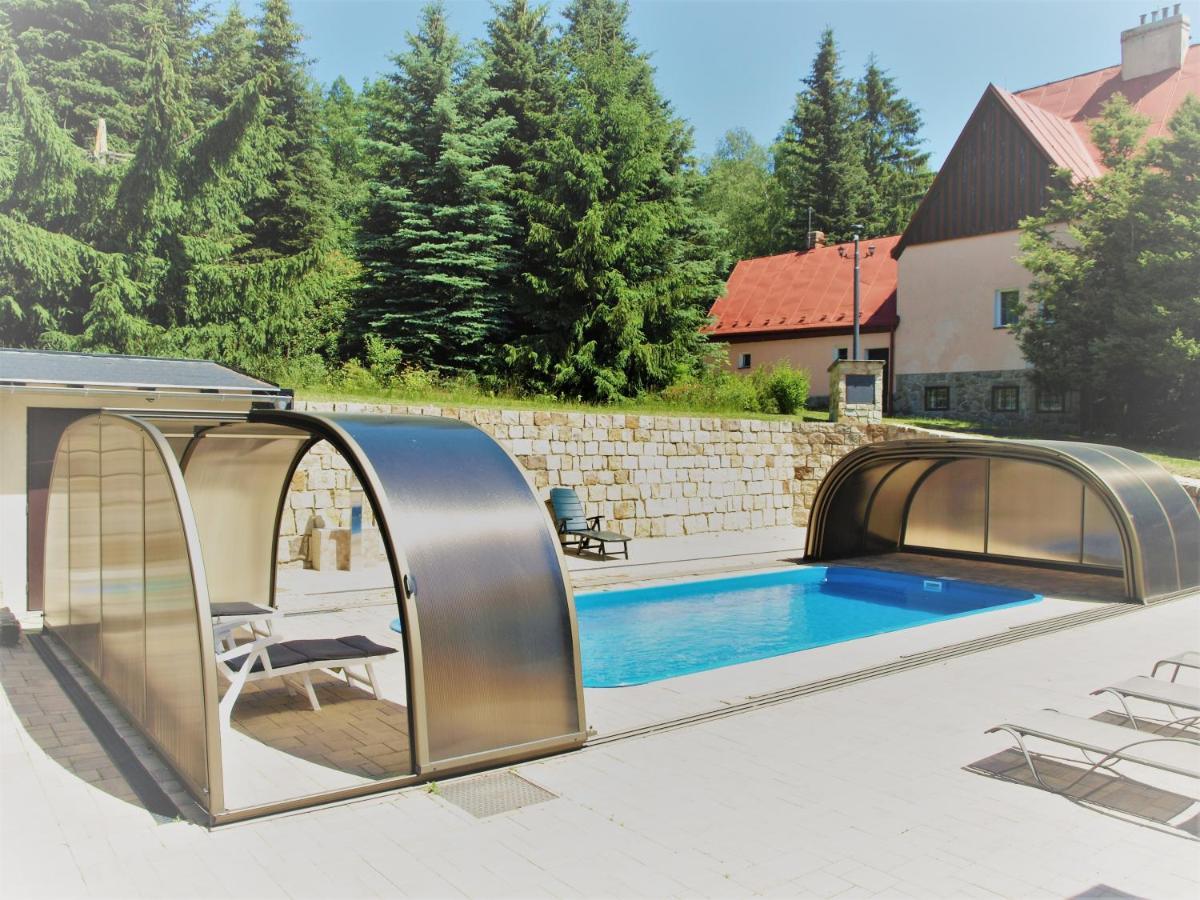 Guest House Luft Sneznik ภายนอก รูปภาพ